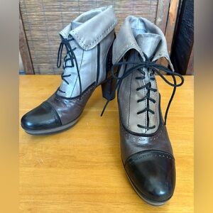 Three-Tone Lace-Up Women's Heeled Ankle Boots